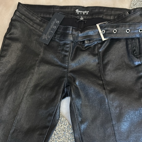 Dollskill gen kiss jeans nwt lg - Picture 3 of 12